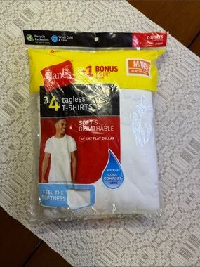 Hanes White Men’s Tagless Crew T-Shirts Pack